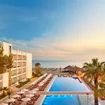 SOL Tropikal Durres Hotel 4*