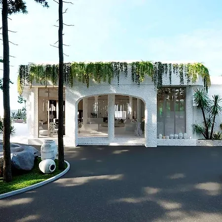 Sol Tropikal منتجع 4*