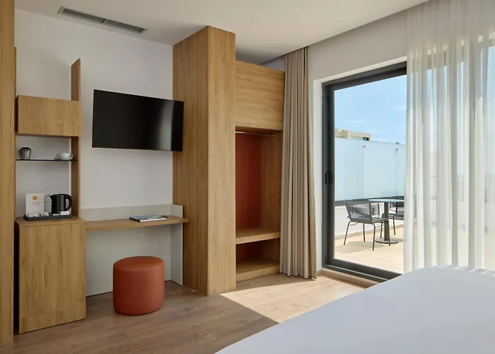 Hotel Sol Tropikal Durres