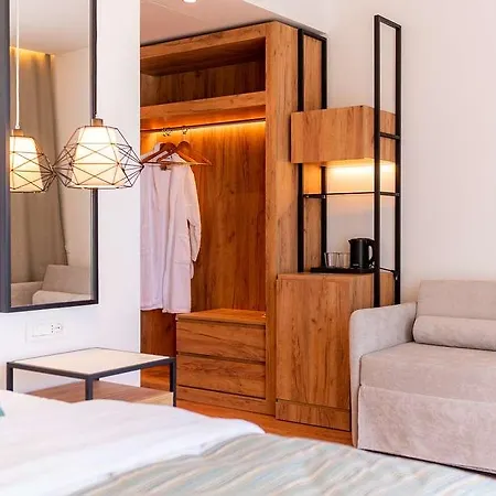 Sol Tropikal Durrës