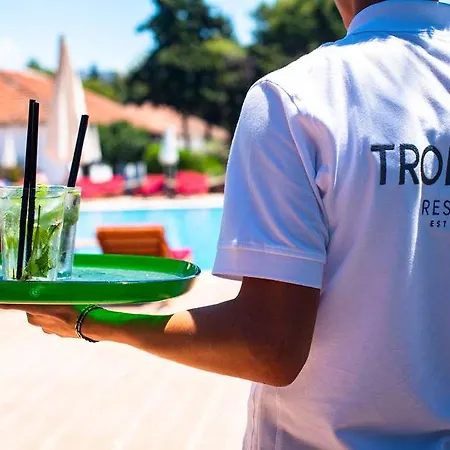 Sol Tropikal Rezort Durrës