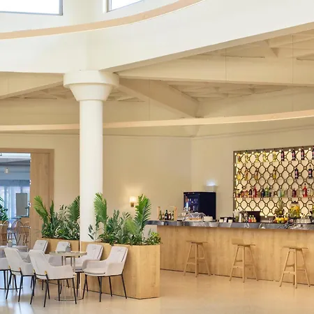 Rezort Sol Tropikal 4*