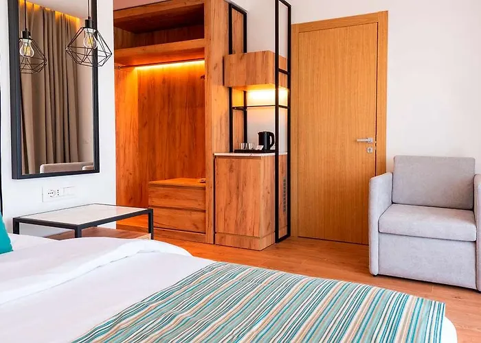 Sol Tropikal 4* Durrës