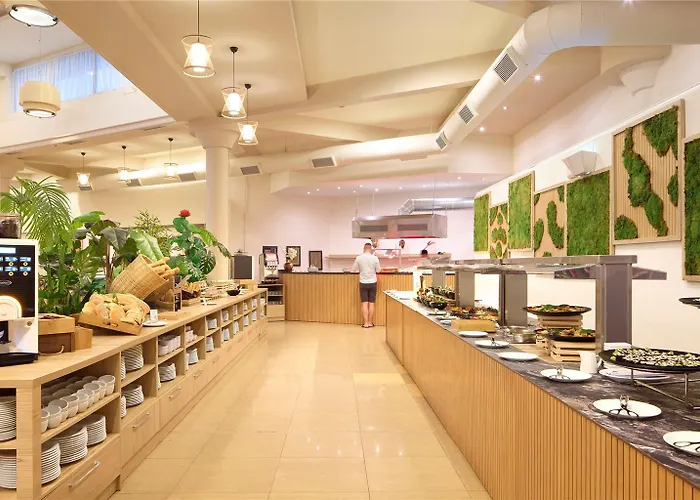 Hotel Sol Tropikal Durrës